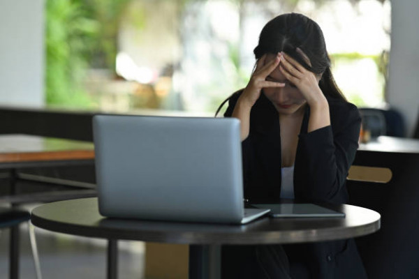 Law Firm Website Mistakes to Avoid that Drive Your Search Rankings Down